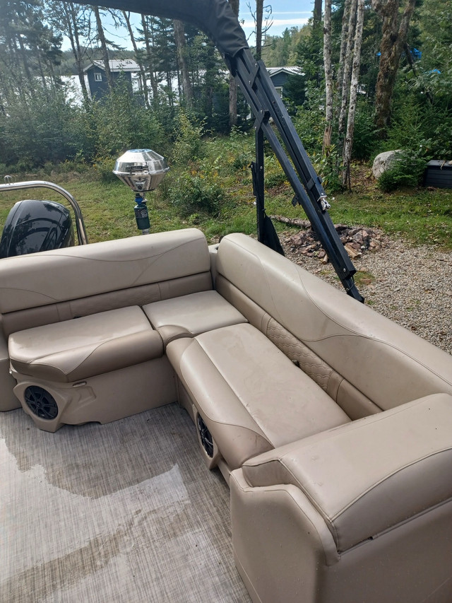 2018 Avalon Pontoon  in Powerboats & Motorboats in Bridgewater - Image 4