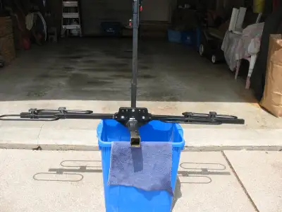 This Canadian made 2 bike rack is ideal for Cars, Trucks, SUVs, and is RV Approved for Trailers and...