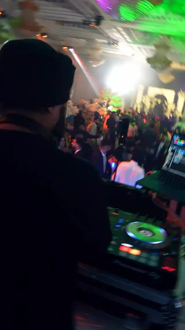 DJ Services63760466736259120