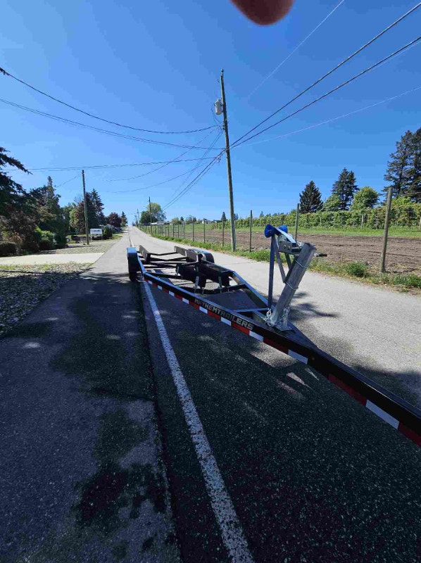 2023 Mayhem 21k tri axle boat trailer for 36 ' boat Powerboats