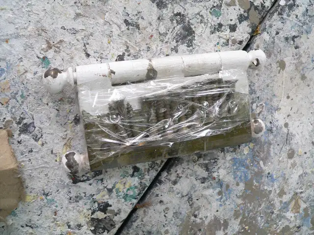 Several antique handles at different prices64840240167681121