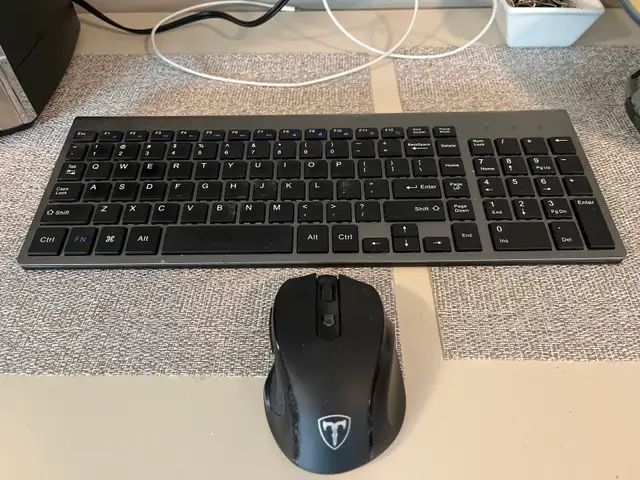 Wireless Keyboard & Mouse in Mice, Keyboards & Webcams in Ottawa - Image 2