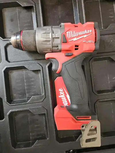 Milwaukee M18 Fuel 1/2" Hammer Drill/Driver Gen4, View more