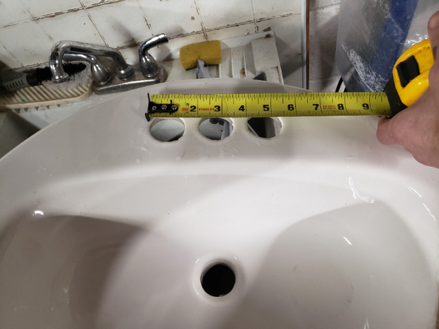 Brand new bathroom sink in Plumbing, Sinks, Toilets & Showers in Chatham-Kent