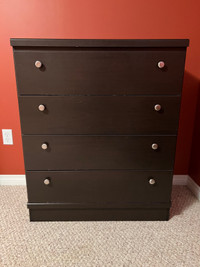 Chest of drawers