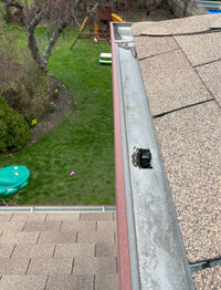 GUTTER | EAVESTROUGH CLEANING $120 FLAT FEE