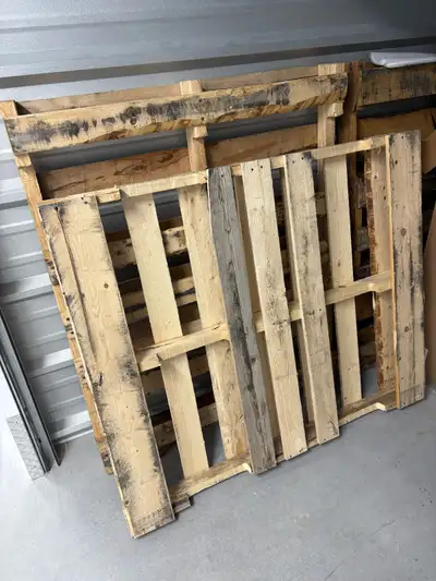 I am offering free pallets, ideal for various DIY projects, landscaping, or simply as a rustic touch...