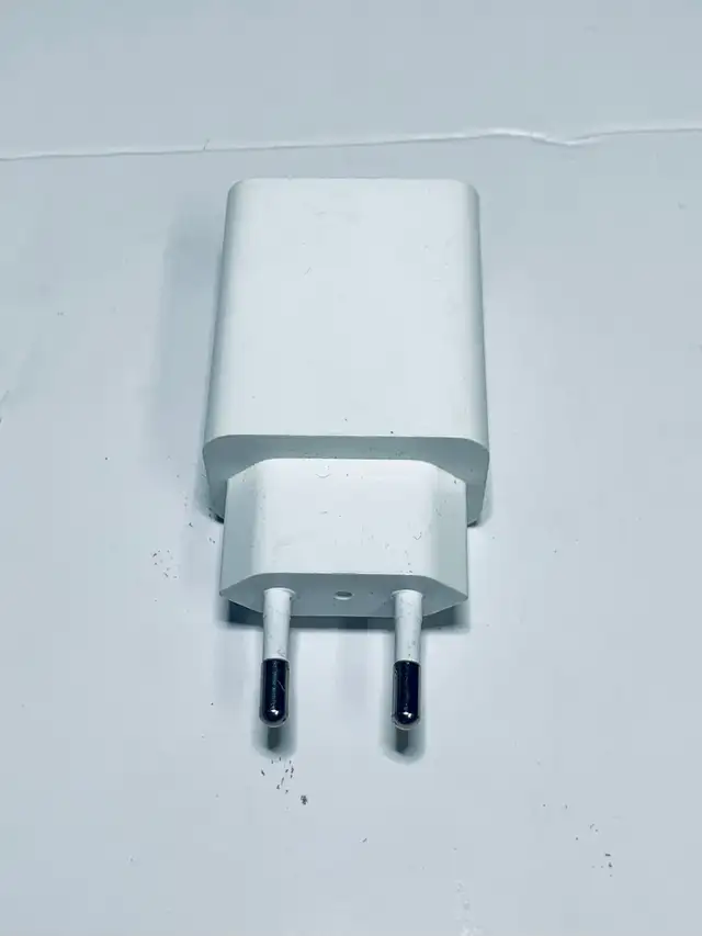 European USB Charger in Cell Phone Accessories in Mississauga / Peel Region - Image 2