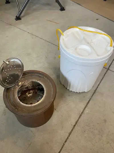 Bait buckets, View more