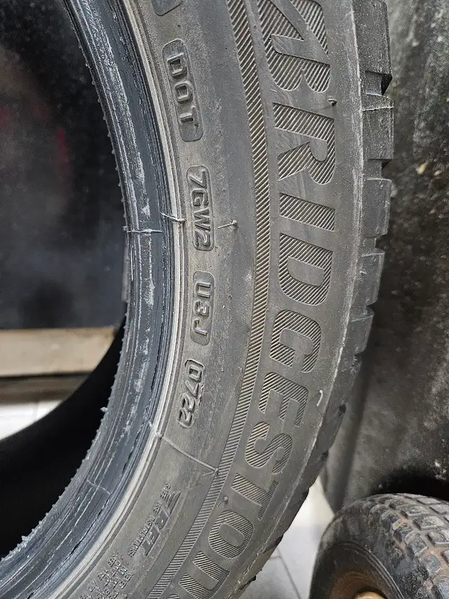 Used 1x Bridgestone Blizzak LM001 Runflat winter tire. 245 50 19 in Tires & Rims in Markham / York Region - Image 6