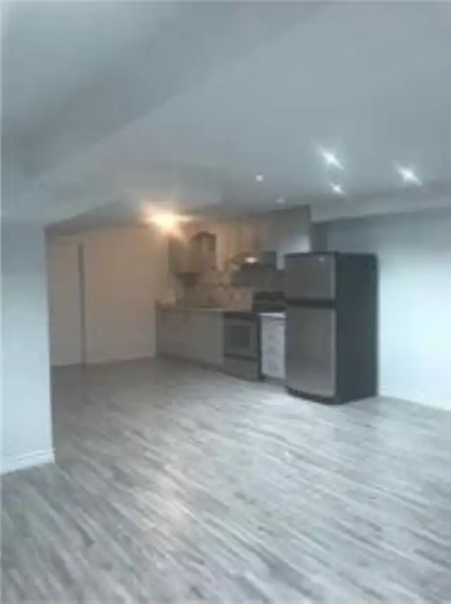 Basement Apartment for rent in Woodbridge/Vaughan in Long Term Rentals in Markham / York Region - Image 3