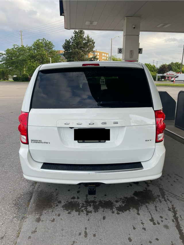 2017 Dodge Grand Caravan-GT in Cars & Trucks in Oshawa / Durham Region - Image 4