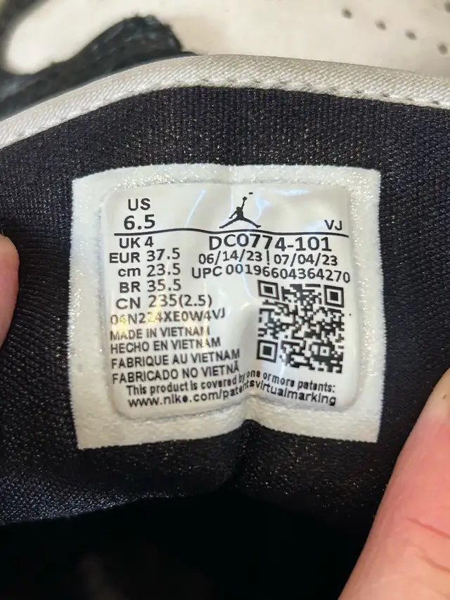 Chaussures Air Jordan Panda  in Women's - Shoes in Longueuil / South Shore - Image 5