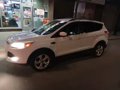 Ford Escape2013 Automatic type s 6 Speeds Motor transmission 1.6 L ecobooste FWD Power window air co...