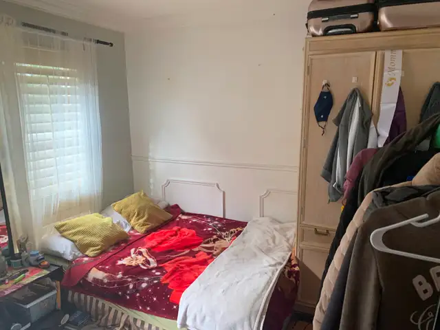 room for rent (keele finch just beside keele subway station)