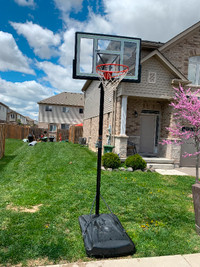 adjustable basket ball net BARELY USED