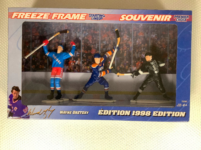 STARTING LINEUP HOCKEY ACTION FIGURES in Toys & Games in Bedford