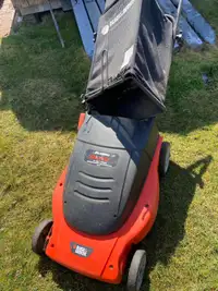 Black and Decker electric mower 