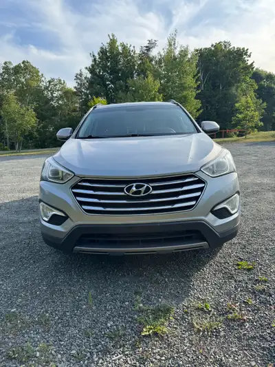 Selling 2014 Hyundai Santa Fe XL with a powerful 3.3L V6 engine in excellent condition. This is the...
