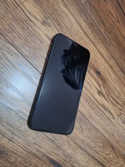 iPhone XR 64gb unlocked phone, View more