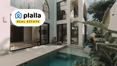A stunning luxury villa, fully furnished and equipped, located in Region 15 of Tulum. It features 4...