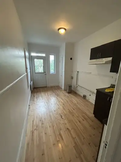 Appartement 2 chambres a coucher et une salle de bain