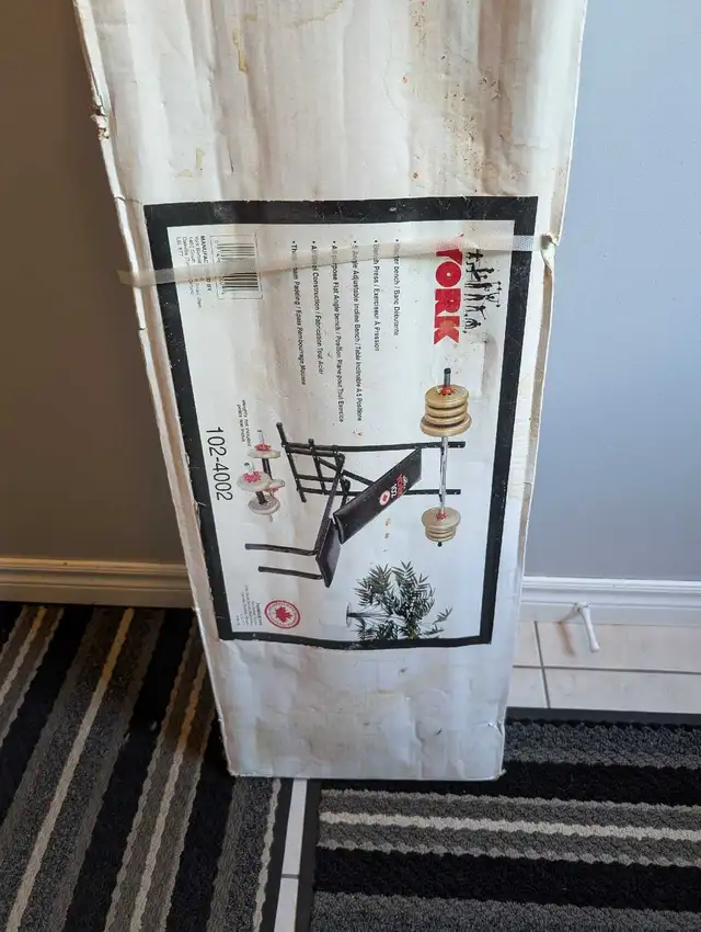 New in box YORK weight bench in Exercise Equipment in Ottawa - Image 2