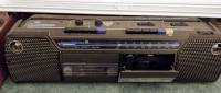 Dual cassett player