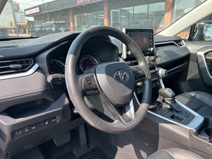 Toyota RAV 4 XLE LIMITED LEATHER EDITION  in Cars & Trucks in Mississauga / Peel Region - Image 2