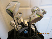 Ensemble de bâtons de golf droitiers pour femme et sac de golf.