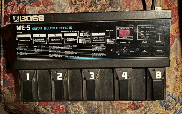 BOSS ME-5 Effect pedal in Amps & Pedals in Laval / North Shore