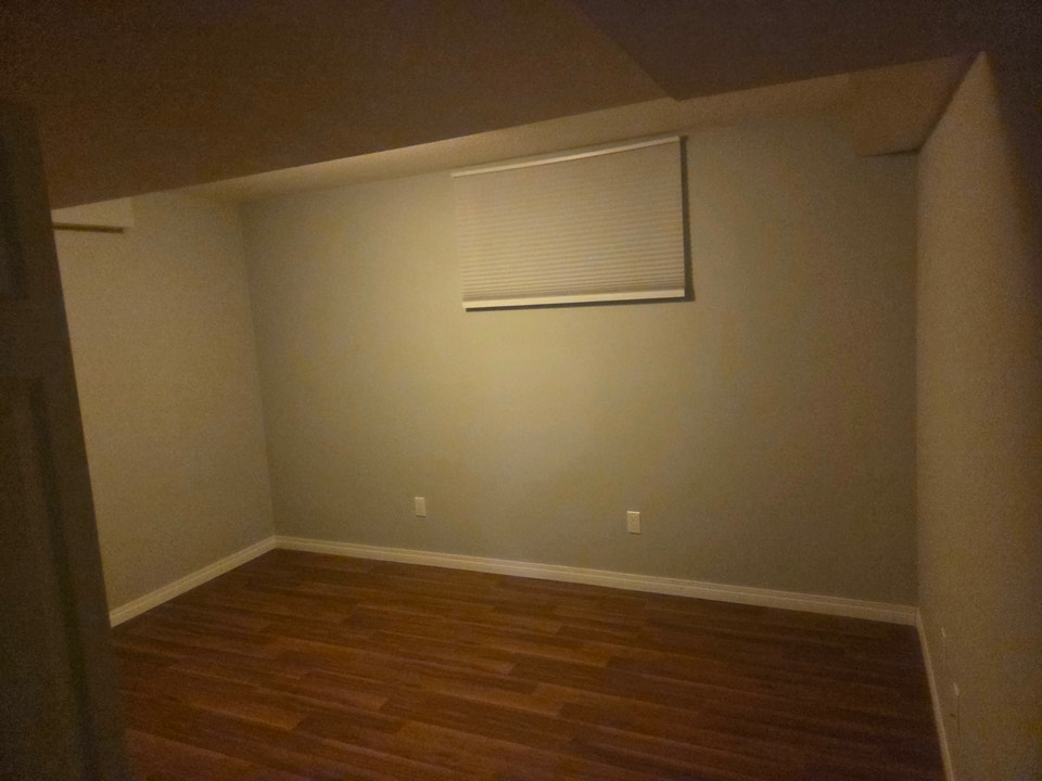 Southside Basement Suite 4