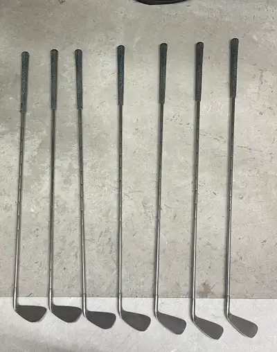 Lynx Golf Iron Set, View more