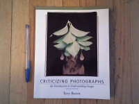 CRITICIZING PHOTOGRAPHS-Terry Barrett 2006 Softcover