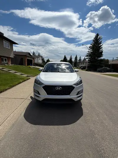 1 owner, immaculate maintenance. Brand-new engine installed by Hyundai dealership (with invoice) New...