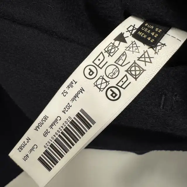 Massimo Dutti Men Double Wool Blazer Jacket in Men's in City of Toronto - Image 9