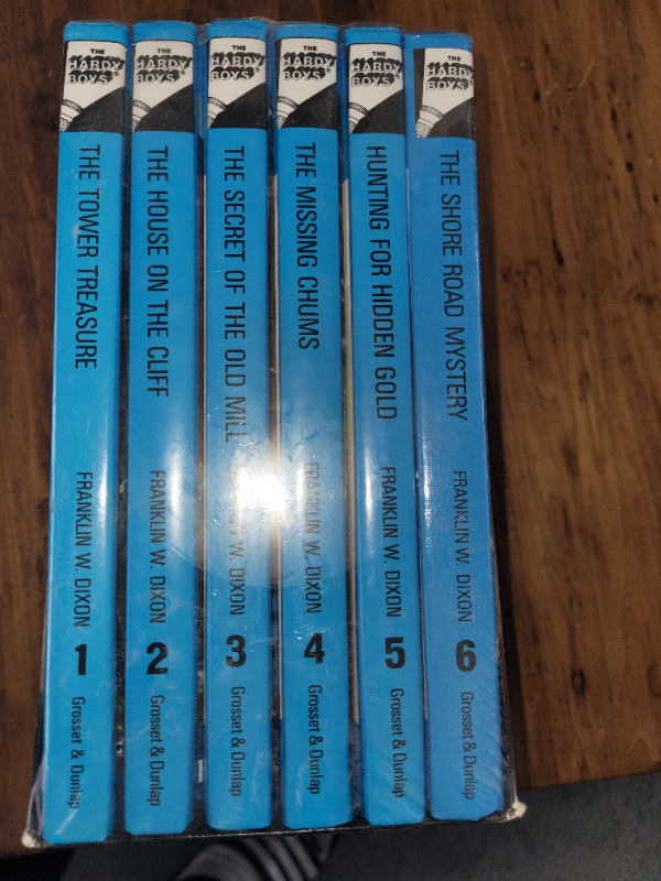 Hardy Boys - Starter Set - 6 Volumes - Unopened in Children & Young Adult in Belleville - Image 2