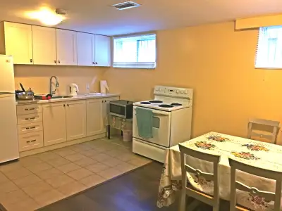 Finch/Yonge one bedroom with separate bathroom For Rent