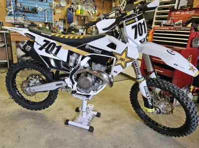 It's a 2020 Husky 350, moto model, vet owned and vet maintained, regular oil and filter changes. Maj...