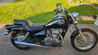 2003 Kawasaki Vulcan 500, has 35,300 km. *New battery. *New sparkplugs. *New fuel filter, *Engine oi...