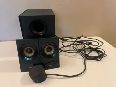 LIKE NEW - Logitech Z533 2.1 Speaker System with Subwoofer, View more