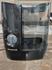 Honeywell HWM-705B HWM705B Filter Free Warm Moisture Humidifier