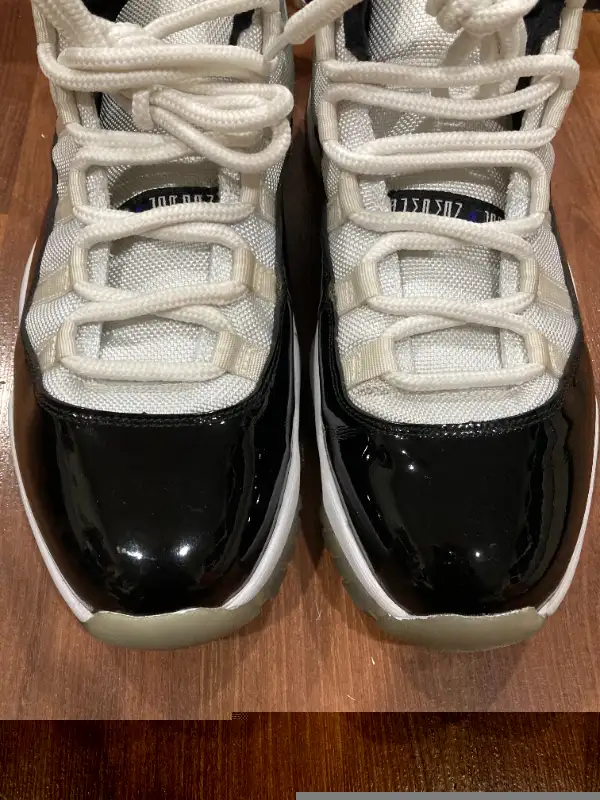 jordan concord 11 2012 release mens sz 10.5 in Men's Shoes in Oakville / Halton Region - Image 5