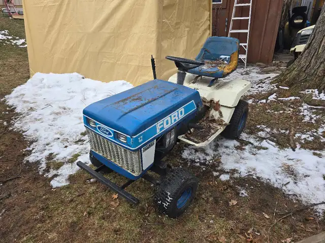 lawnmowers in Lawnmowers & Leaf Blowers in Norfolk County - Image 3