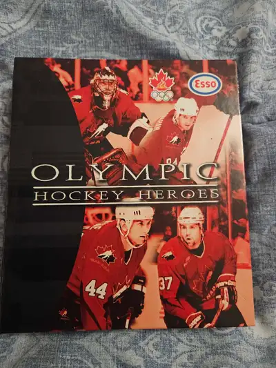 Esso Olympic Hockey Heroes Binder, View more