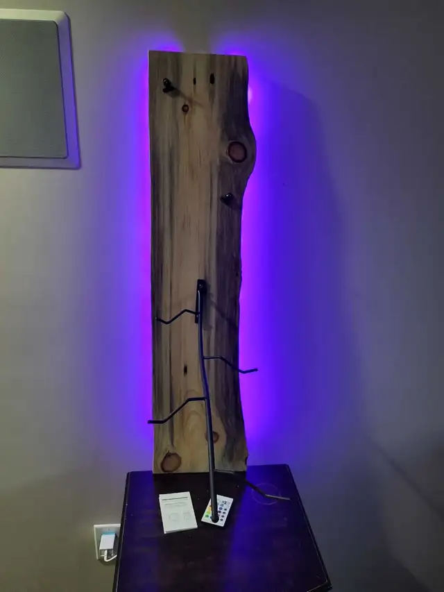 Live Edge Wooden Wall Mounted Jewelry Stand with LED Lights in Home Décor & Accents in Ottawa - Image 2
