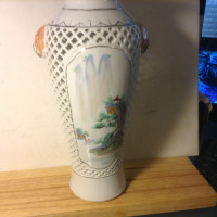 Chinese Porcelain Handmade Hollow Vase Suit