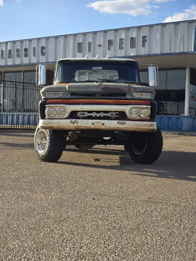 Selling my 1966 GMC 910. Currently Alberta registered and Insured as a 1964 GMC 930. Custom interior...