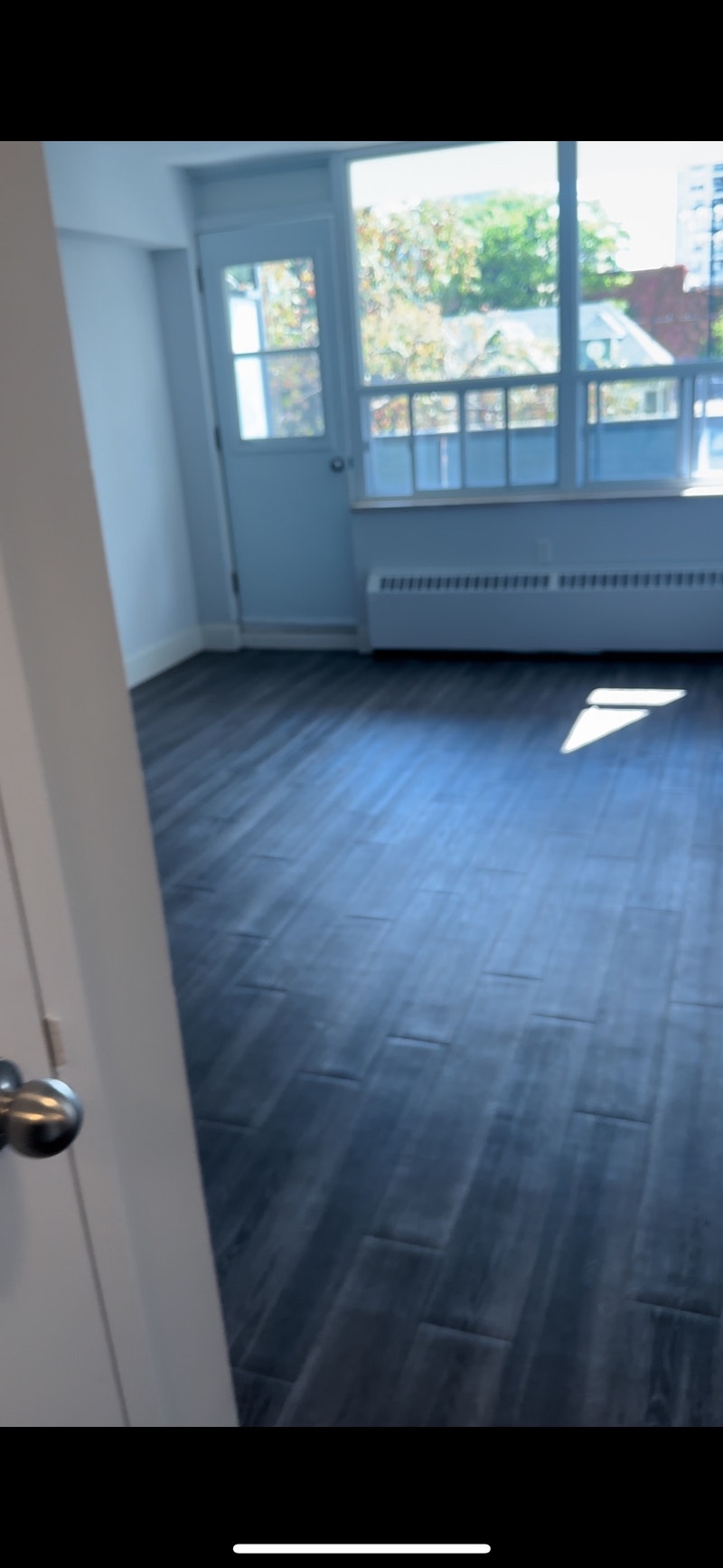 Living room for rent Room Rentals & Roommates City of Toronto Kijiji