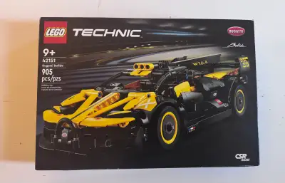I'm selling a new LEGO Technic Bugatti Bolide set 42151, featuring 905 pieces for ages 9+. This awes...